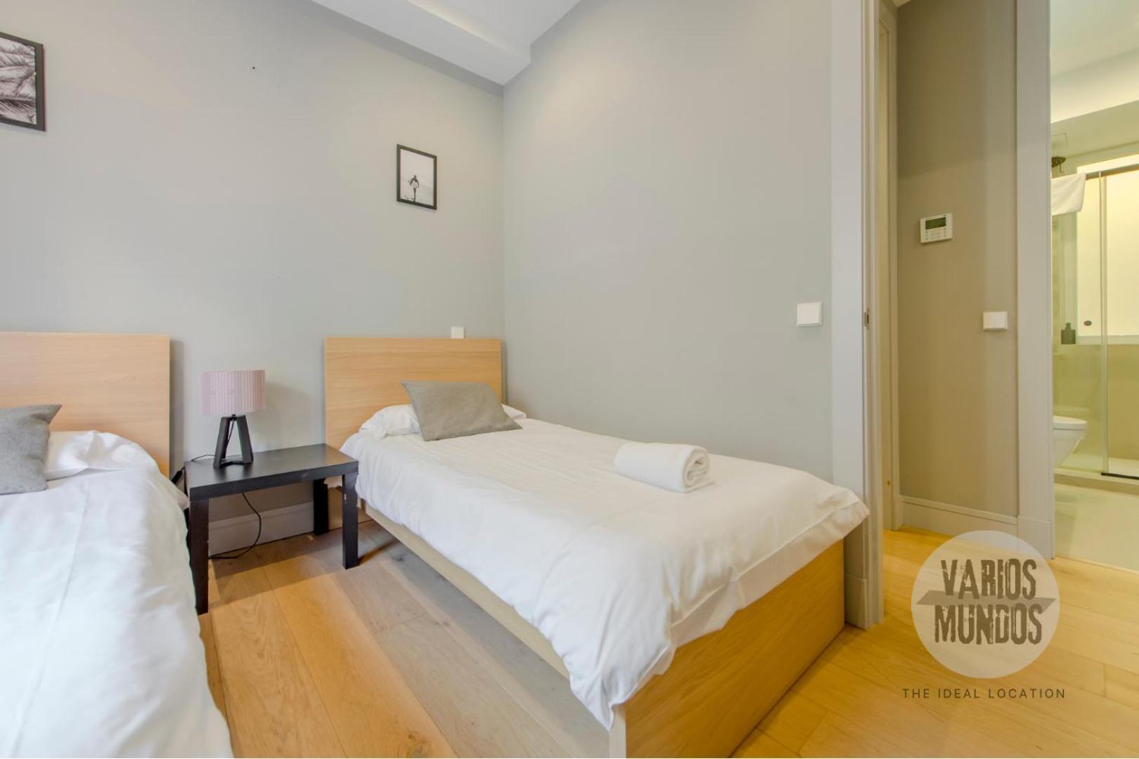 Vive La Modernidad 7 En Santa Ana 6 Apartment Madrid
